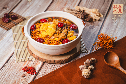 竹笙蟲草百菇湯